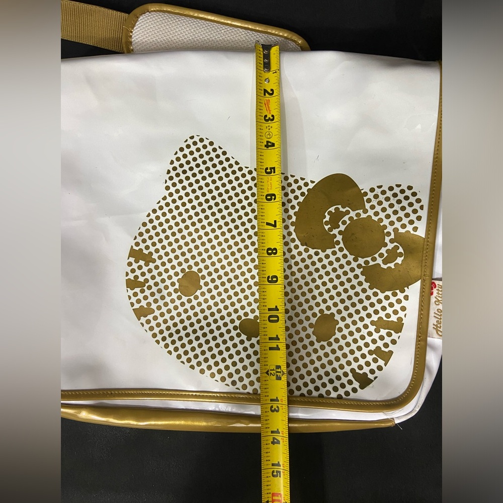 Hello Kitty Sanrio Y2K White & Gold Satchel Book / Duffel Bag 2006 - Picture 5 of 14